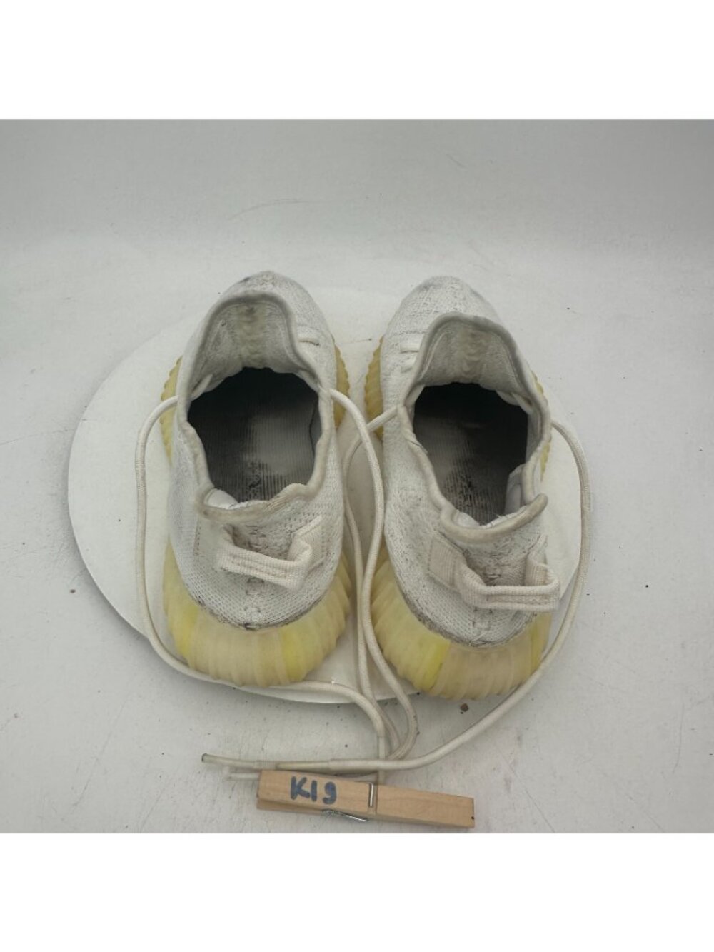 Adidas Yeezy 350 V2 Kanye West Men Size 8 CP9366 Cream White Low Shoes - Picture 9 of 10